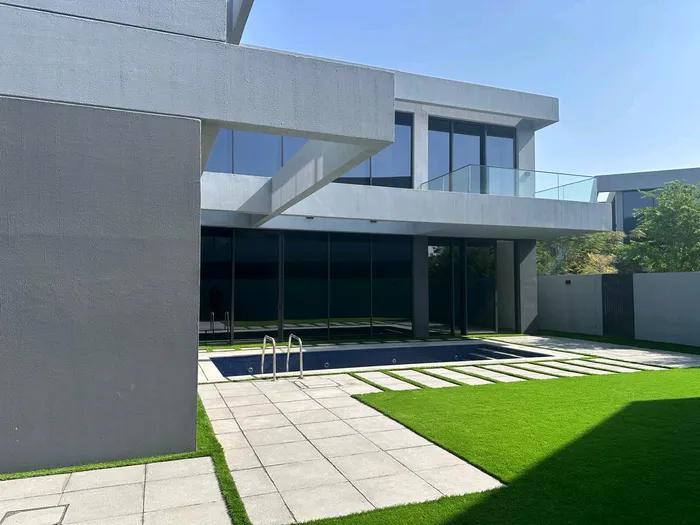 2 3 4 and 5 bedroom multiple clusters : Image 1