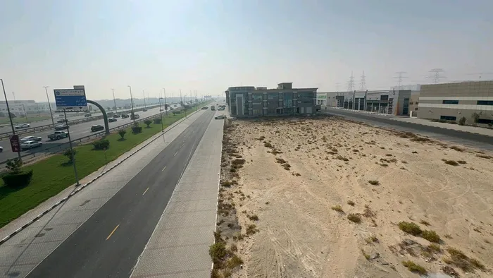 For sale, industrial and commercial land in Sharjah Industrial Area (18). Exhibition land area (13916). An architectural permit has been submitted for commercial industrial exhibitions : Image 1