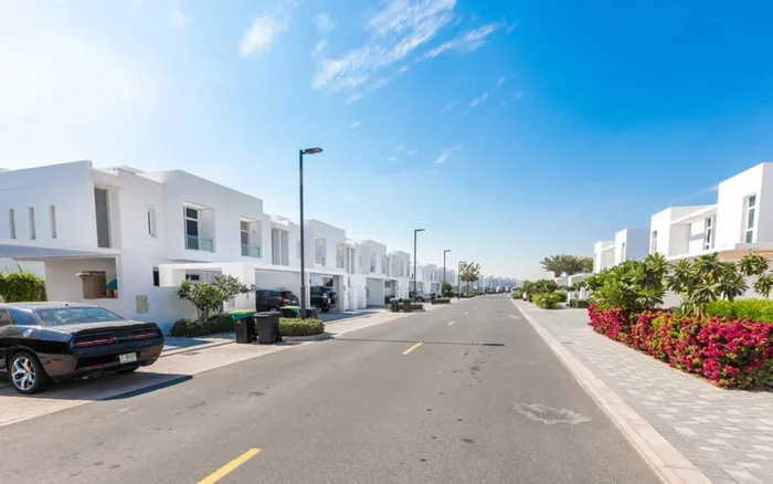 أرض سكنية تاون هاوس في المنامة بمقدم وأقساط : Image 1