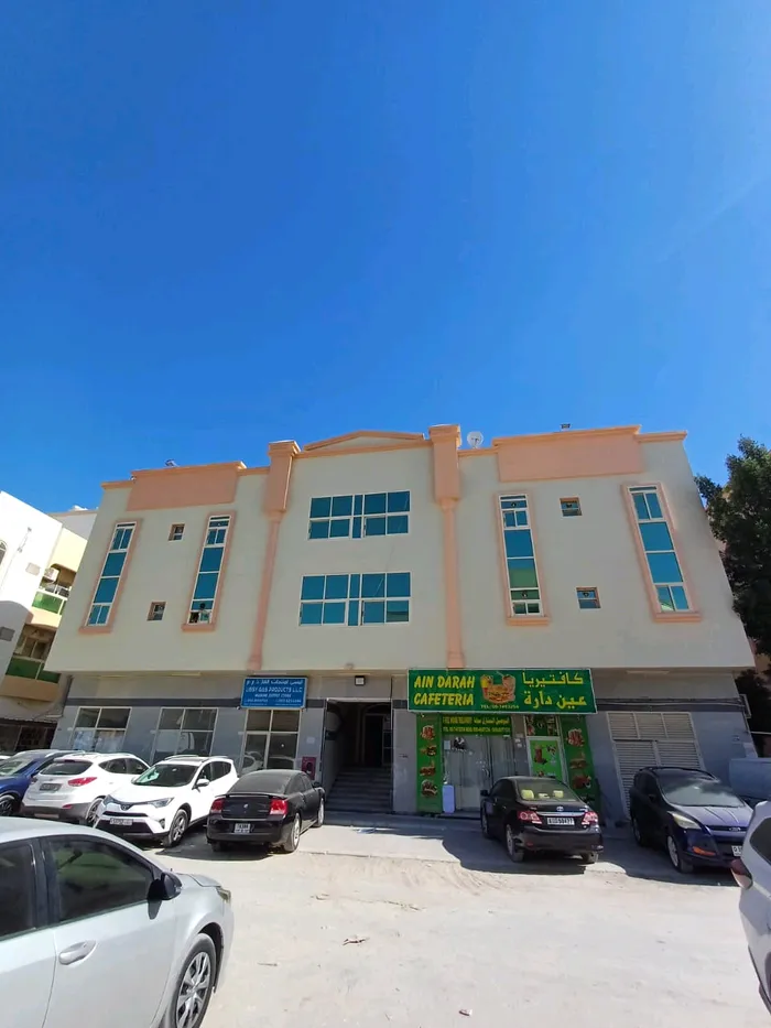 Separate kitchen studio for families : Image 1