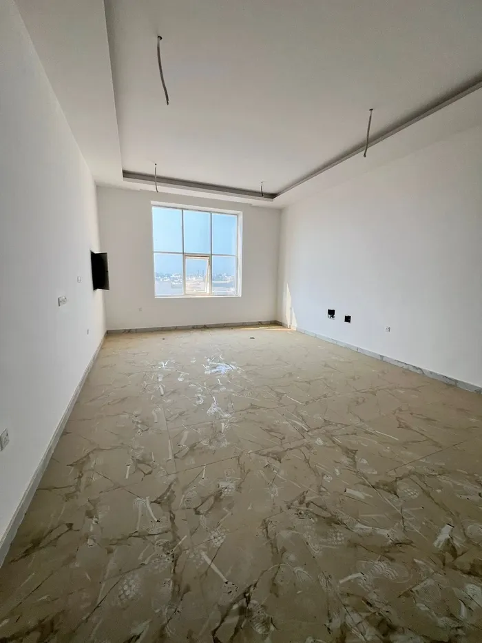 Villa for Sale in Ras Al Khaima - Al Qusaidat | Luxurious Design and Spacious Area : Image 1