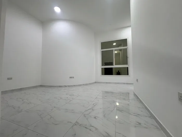 A two-room apartment and a hall for the first resident in Riyadh, south of Shamkha : Image 1