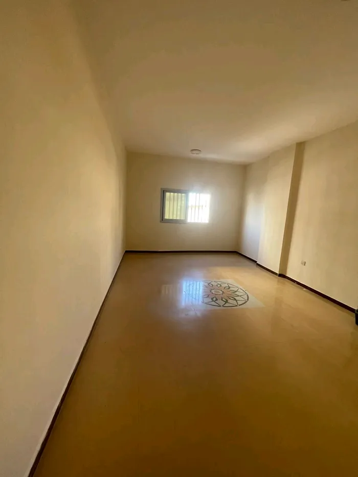 Two rooms and a hall in Ajman Al Nuaimia : Image 1