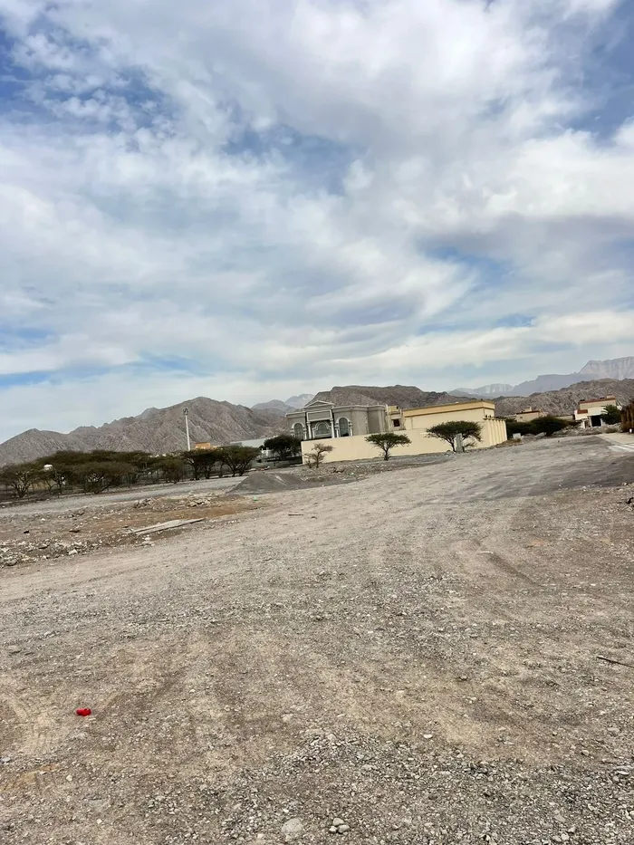 Residential land for sale in Al Seeh - Ras Al Khaimah | Great location near Ras Al Khaimah Sports Club : Image 1