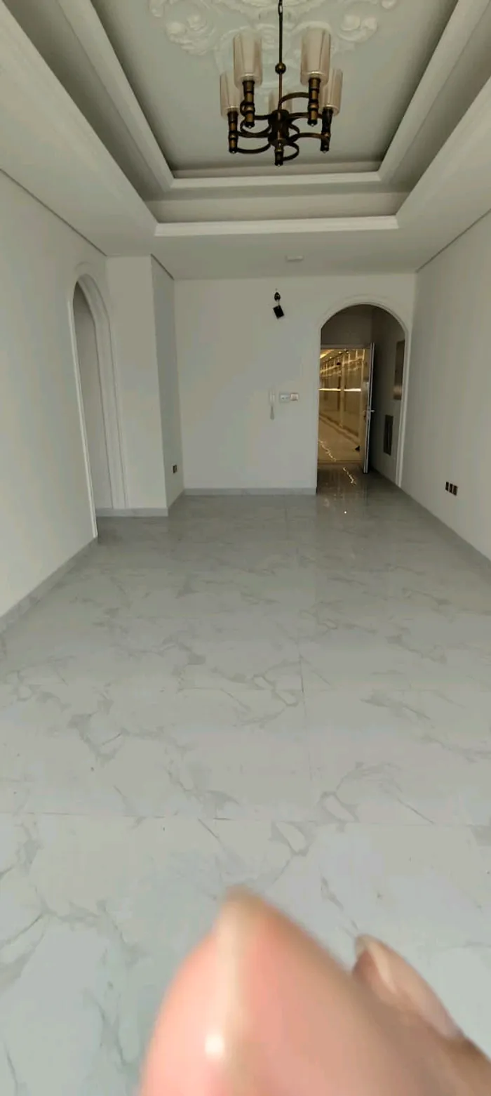 Apartment for rent in Al Mowaihat : Image 1