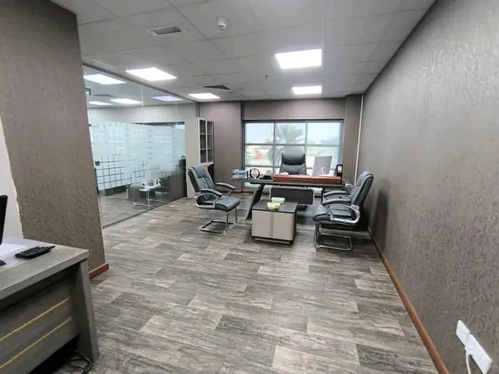 مكتب جاهز للبيع في عجمان : Image 1