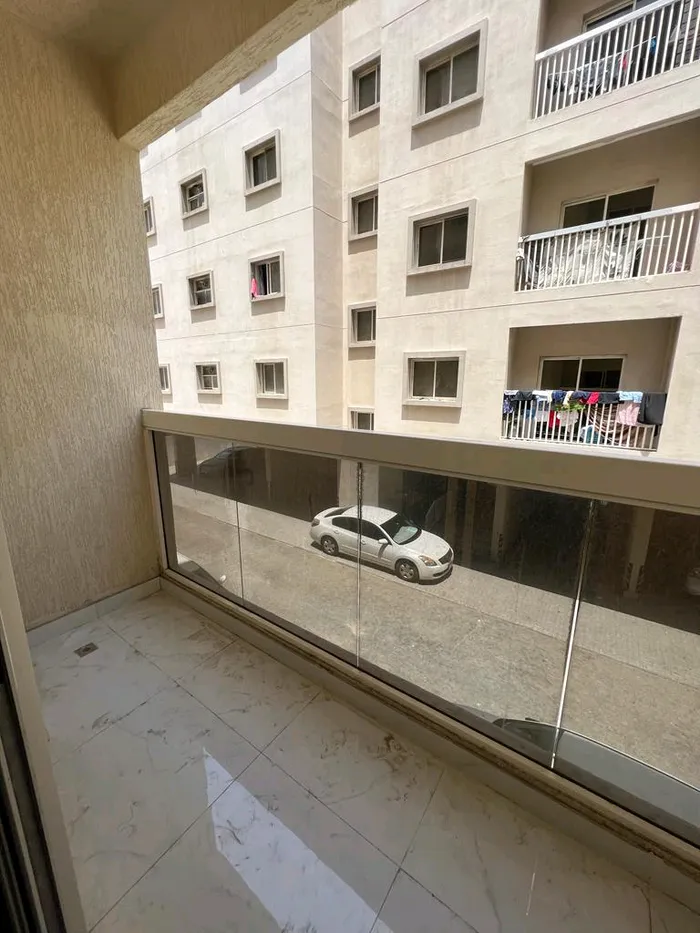 Apartment in Al Jurf : Image 1