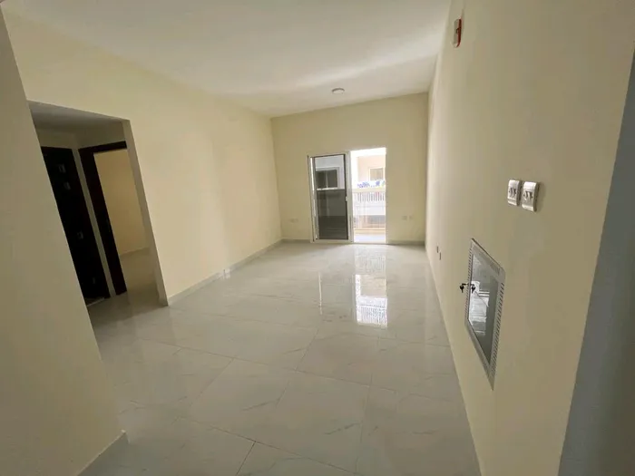 For Rent Apartment in Al Jerf 2, Ajman : Image 1