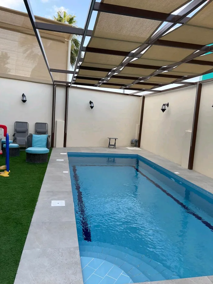 Villa for sale in Abu Dhabi : Image 1