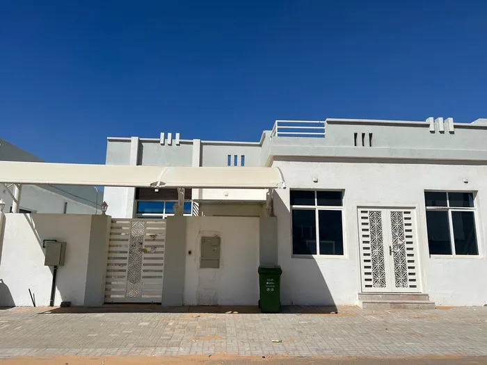An opportunity at a great price for a villa for sale in Ajman : Image 1