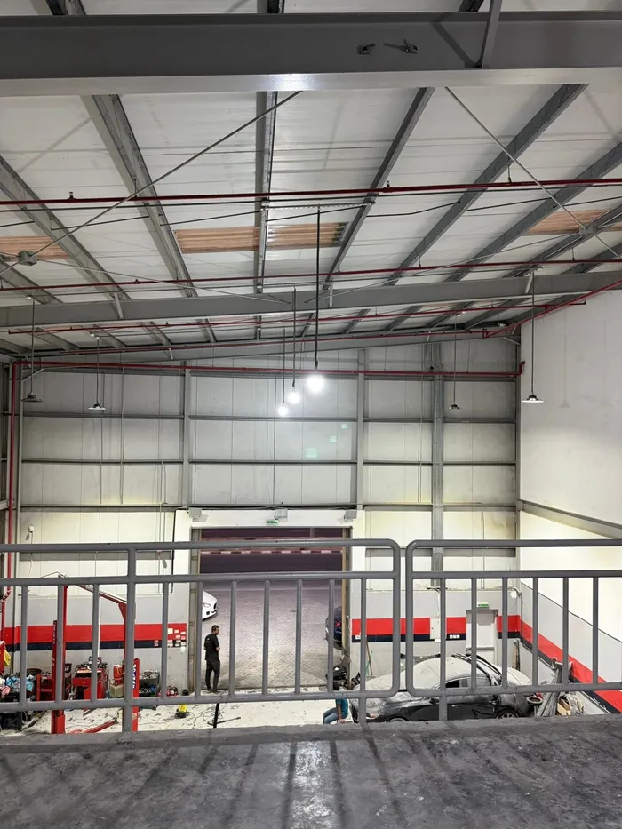 📢 فرصة استثمارية مميزة - محل كهرباء وميكانيك سيارات للبيع في الشارقة، الصجعة : Image 1