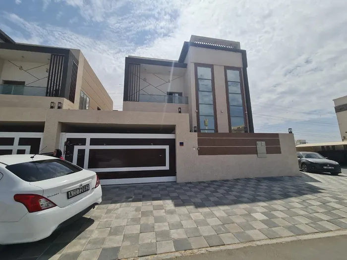 For sale a luxurious villa in Jasmine, Ajman, very elegant finishing, 100% freehold for all nationalities : Image 1