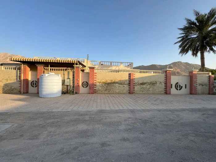 بيت شعبي +2 ملحق للبيع في رأس الخيمة منطقة الرمس : Image 1