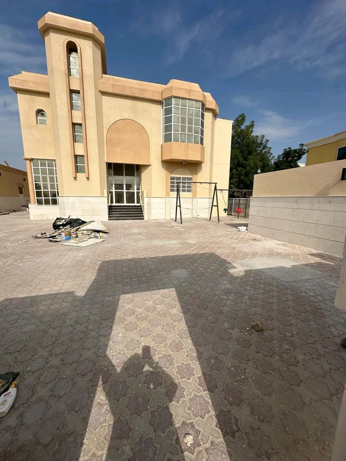 فيلا للايجار السنوي في الشارقة : Image 1