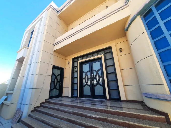 استوديو في فيلا للايجار في ابو ظبي مدينه شخبوط : Image 1