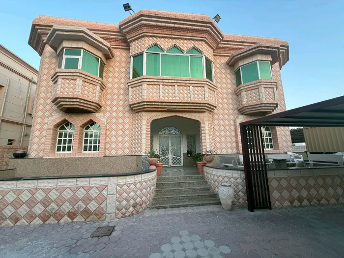 Villa for sale in Ajman : Image 1