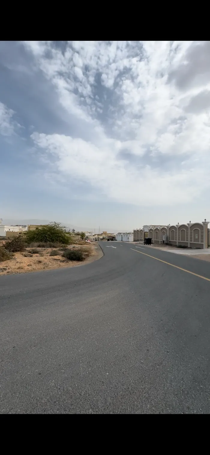 للبيع أرض سكنية في منطقة الظيت الجنوبي موقع مميز : Image 1