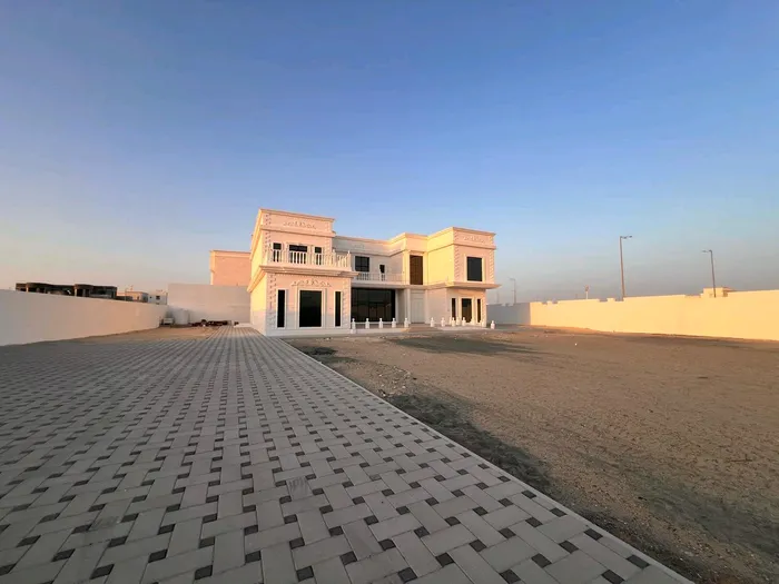 فيلا للايجار 8 غرف ماستر : Image 1