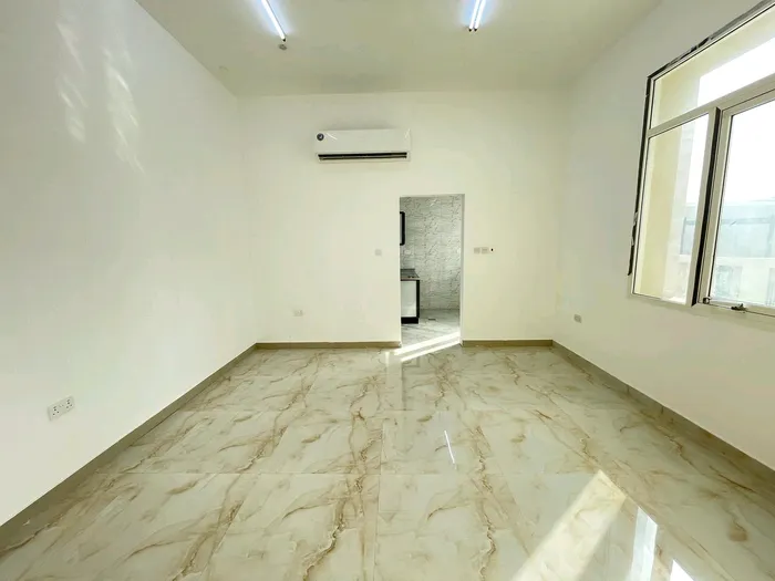 Apartments and studios for rent in Al Ain : Image 1