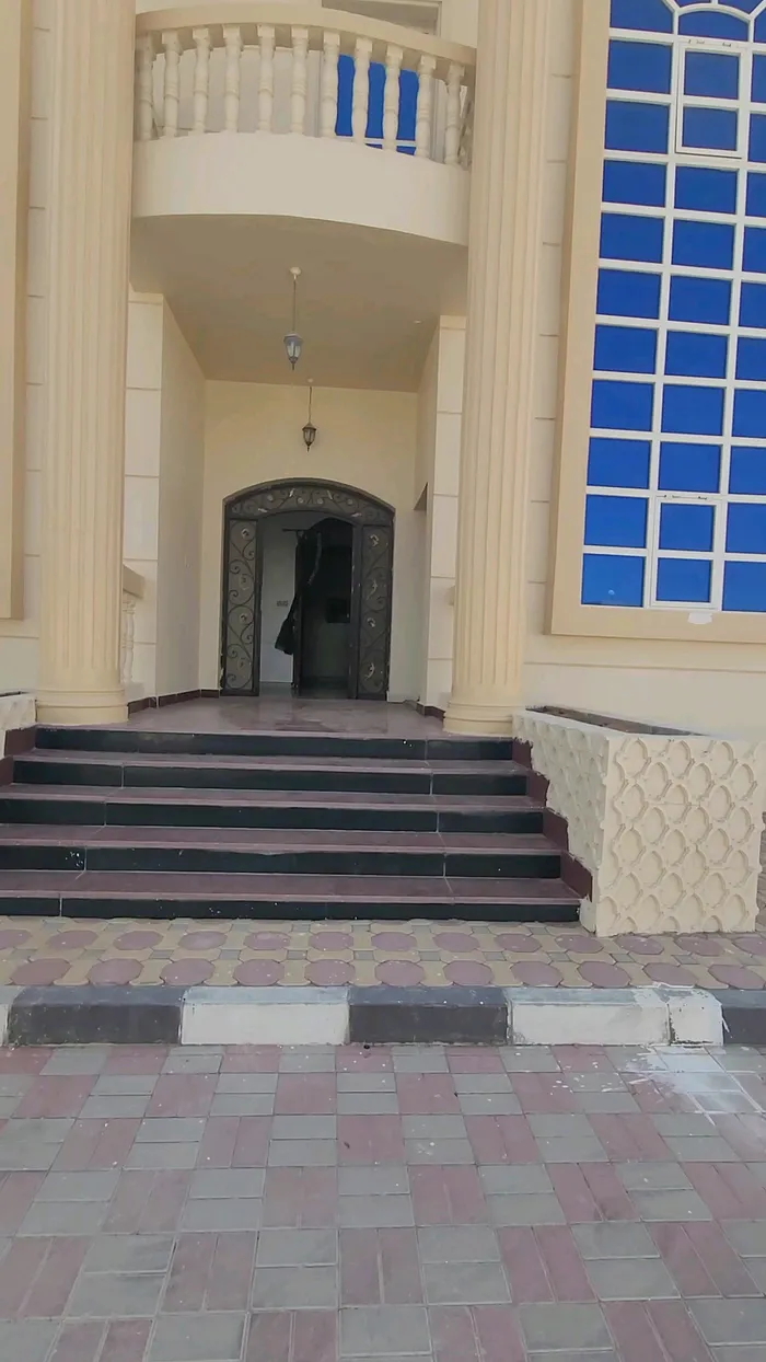villa for rent in Al Ain : Image 1