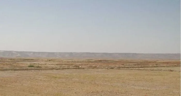 للبيع ارض تجارية في مدينة زايد حي العاصمة سابقا : Image 1