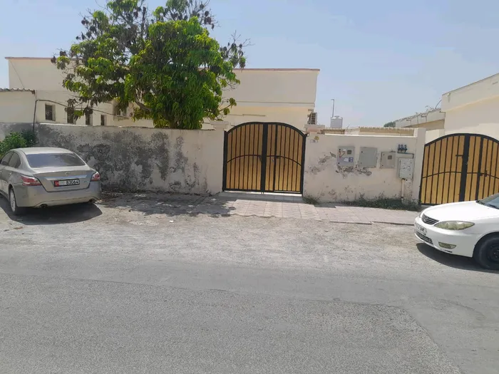 ڤيلاتين للبيع منطقه الخزام : Image 1