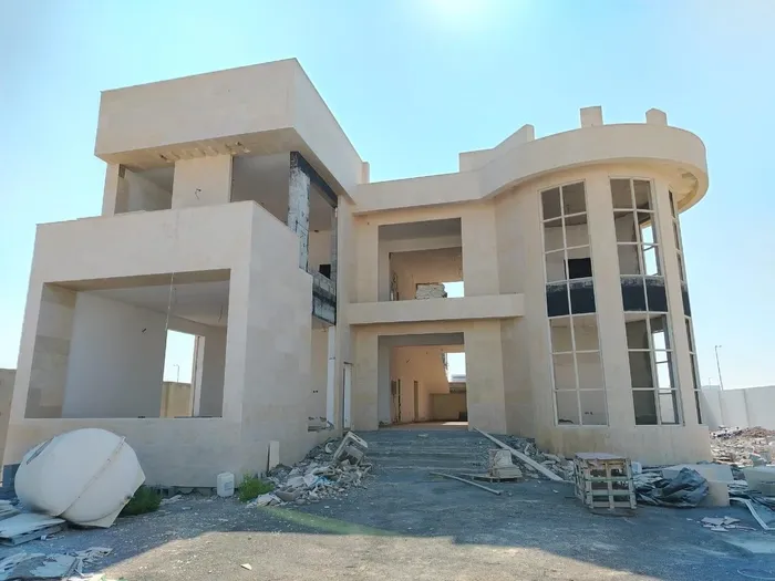 للبيع فيلا جديدة متداولة حجر طبيعي مودرن قيد الانشاء في الرياض جنوب الشامخة : Image 1