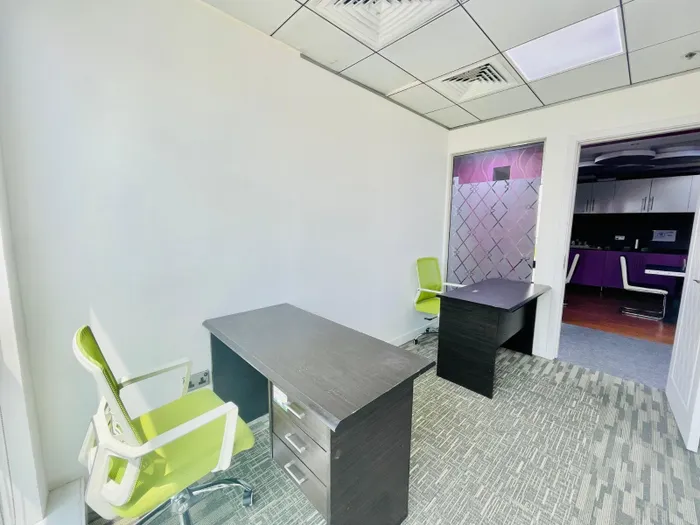 Great Ambience | Space Friendly | No Commission : Image 1