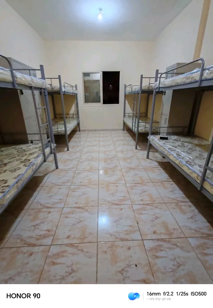 Youth housing : Image 1