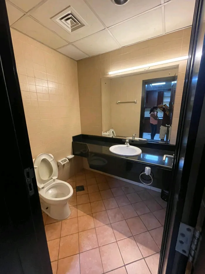 شقة غرفة وصالة للبيع : Image 1