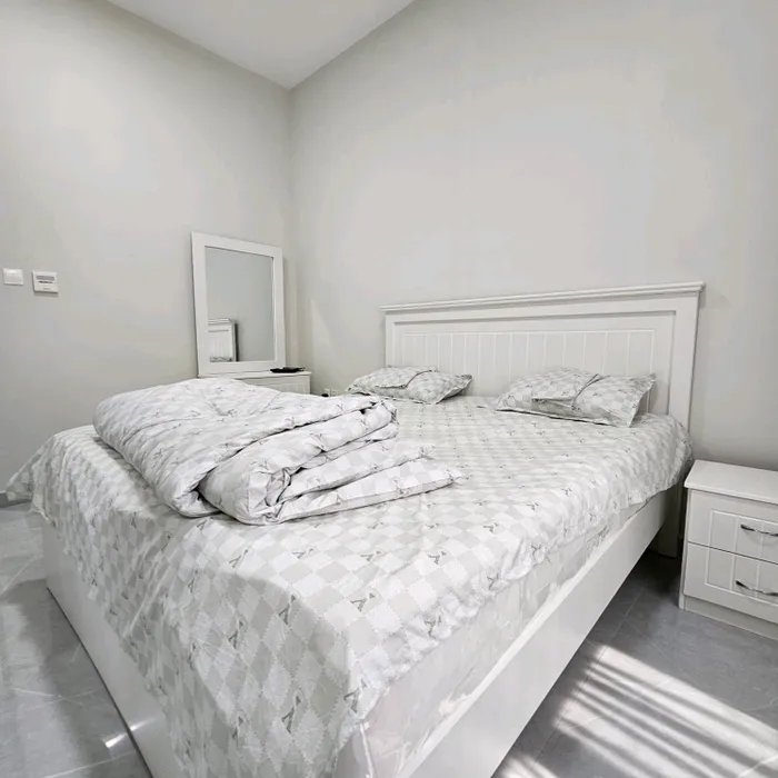 For rent a two-room apartment and a monthly furnished hall in Ajman, Rashidiya 2, close to all services, including bills : Image 1