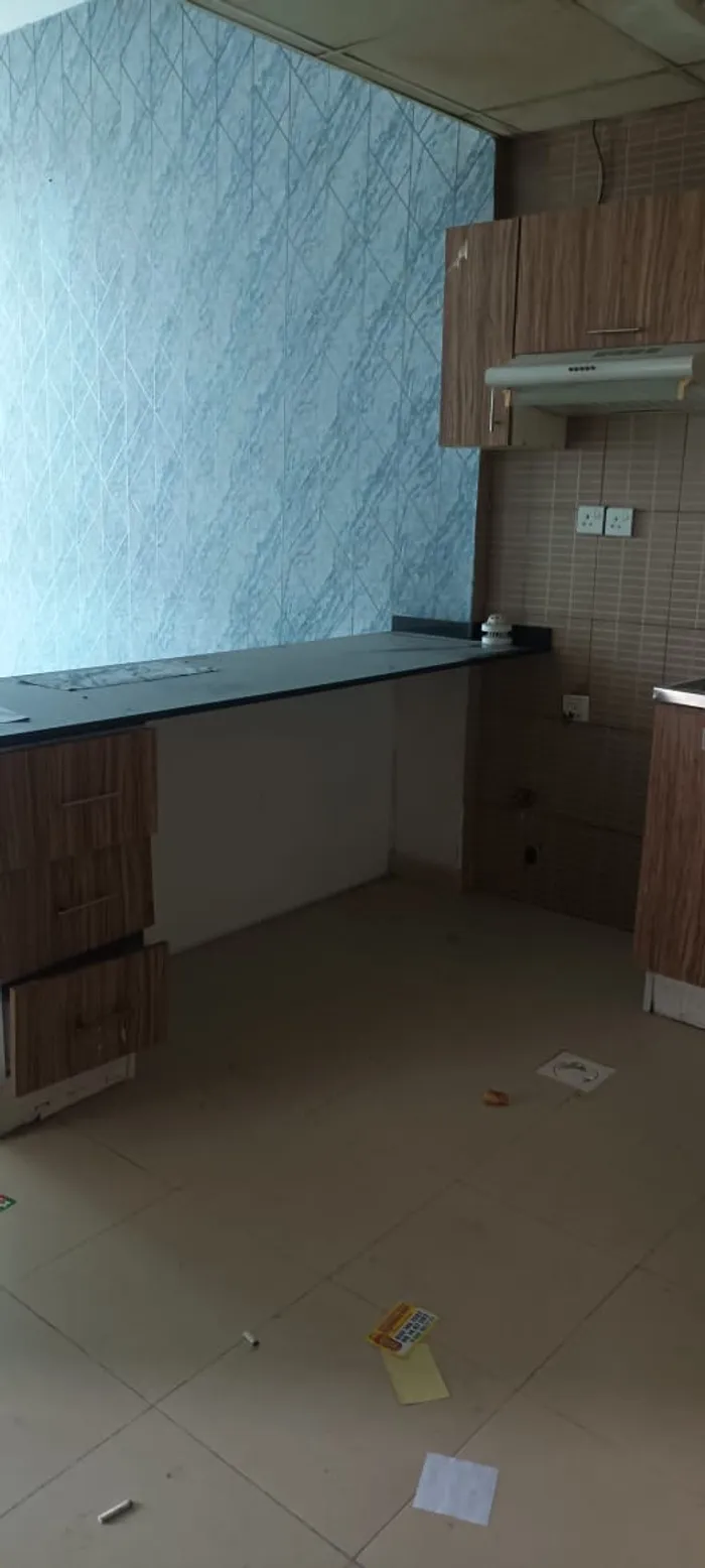 City tower : Image 1