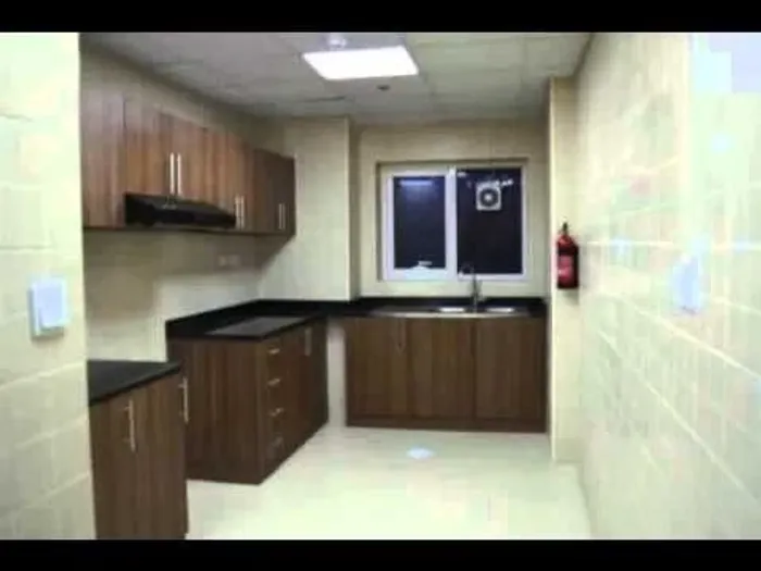 غرفتين ماستر و حمام في الصاله و بلكونه بمقدم 230 الف درهم استلام فوري : Image 1