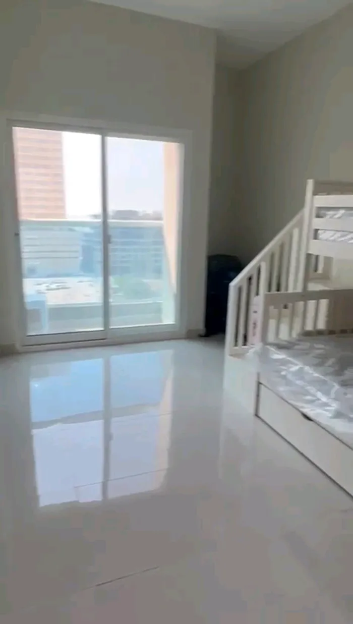 For sale, ready-to-move-in apartment : Image 1