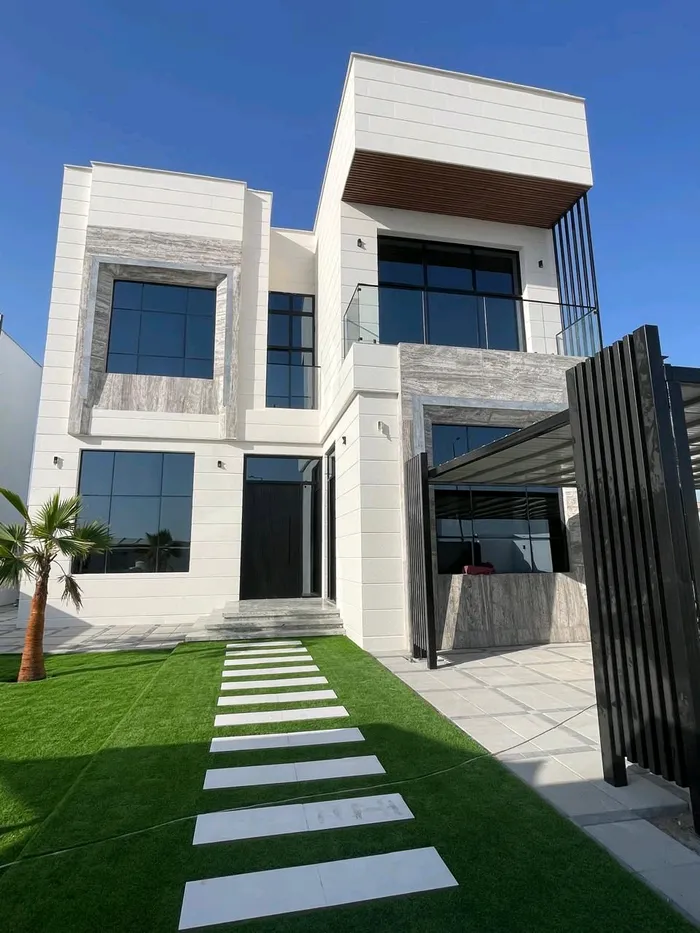 Elegant villa in Alreeman - Al Shamkha, Abu Dhabi
Enjoy a luxurious lifestyle in one of the most unique residential communities in Abu Dhabi.
This villa is located in Alreeman project by Aldar Properties and offers you
 • Modern design with large are : Image 1