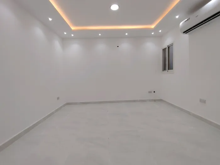 A room and a hall with a private entrance. The first resident is for rent in Riyadh, south of Al Shamkha : Image 1