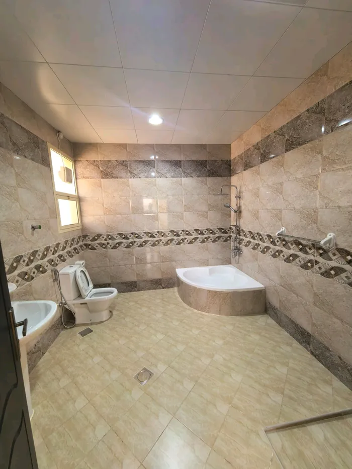 A luxurious villa for the first inhabitant for rent : Image 1