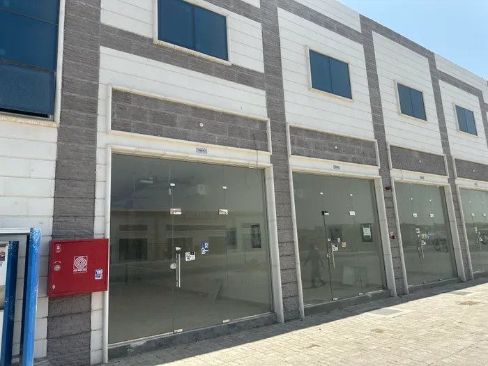 مغسل وعناية سيارات للبيع : Image 1