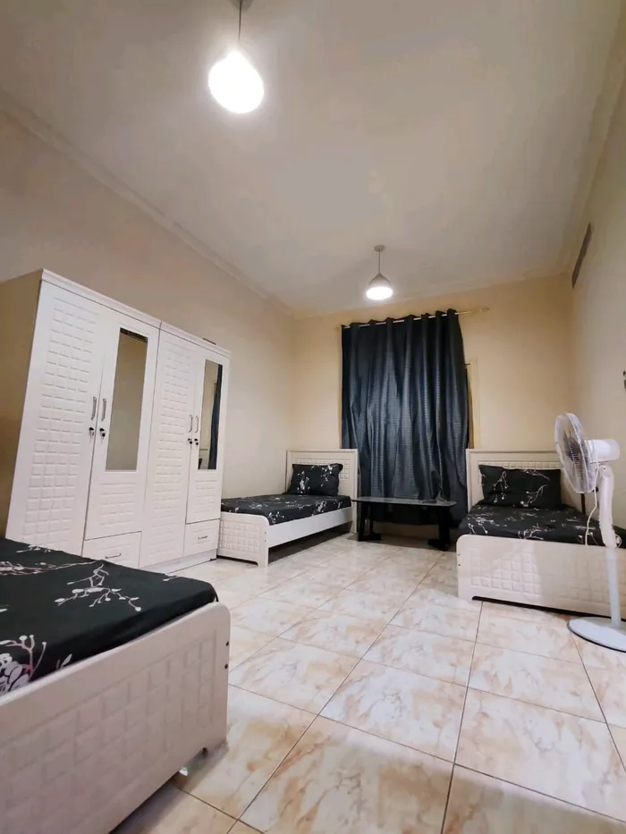 استوديو مفروش : Image 1