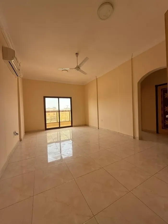 One bedroom apartment with balcony, 2 bathrooms, large area in Ajman. Address: Al-Rawdah is close to Mohammed bin Zayed, directly from the exit of Dubai and Sharjah. //A spacious one-bedroom apartment with a balcony and 2 bathrooms in Ajman. Address: : Image 1