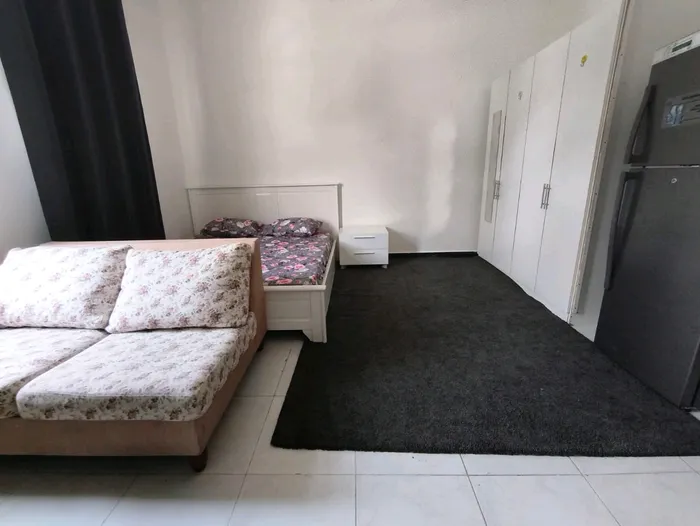 furnished studio for rent : Image 1