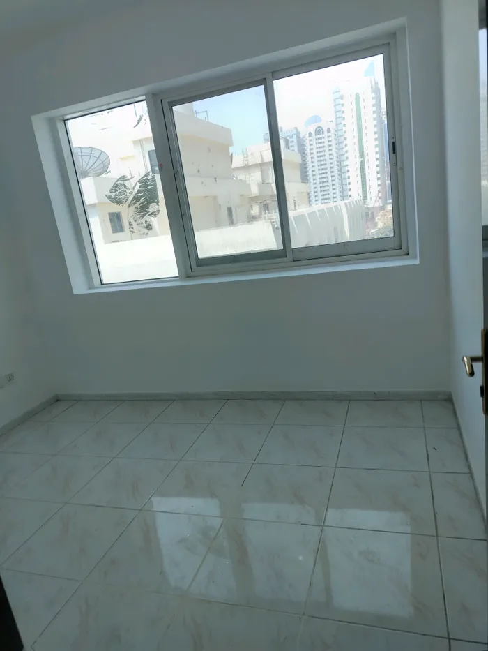 للايجار السنوي شقة بغرفة نوم واحدة في شارع خليفة أبوظبي : Image 1