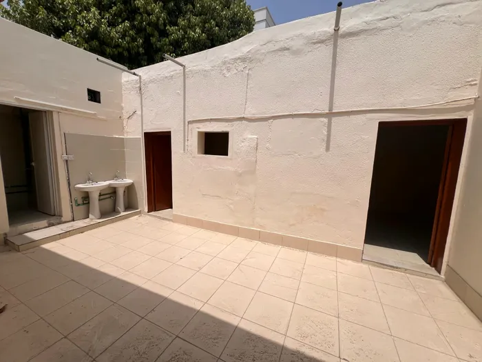 An Arab house for annual rent or sale in Ajman : Image 1