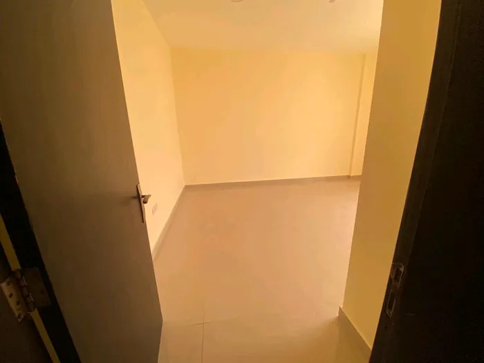 شقه للايجار السنوي بعجمان في الحميديه 1 غرفه وصاله : Image 1