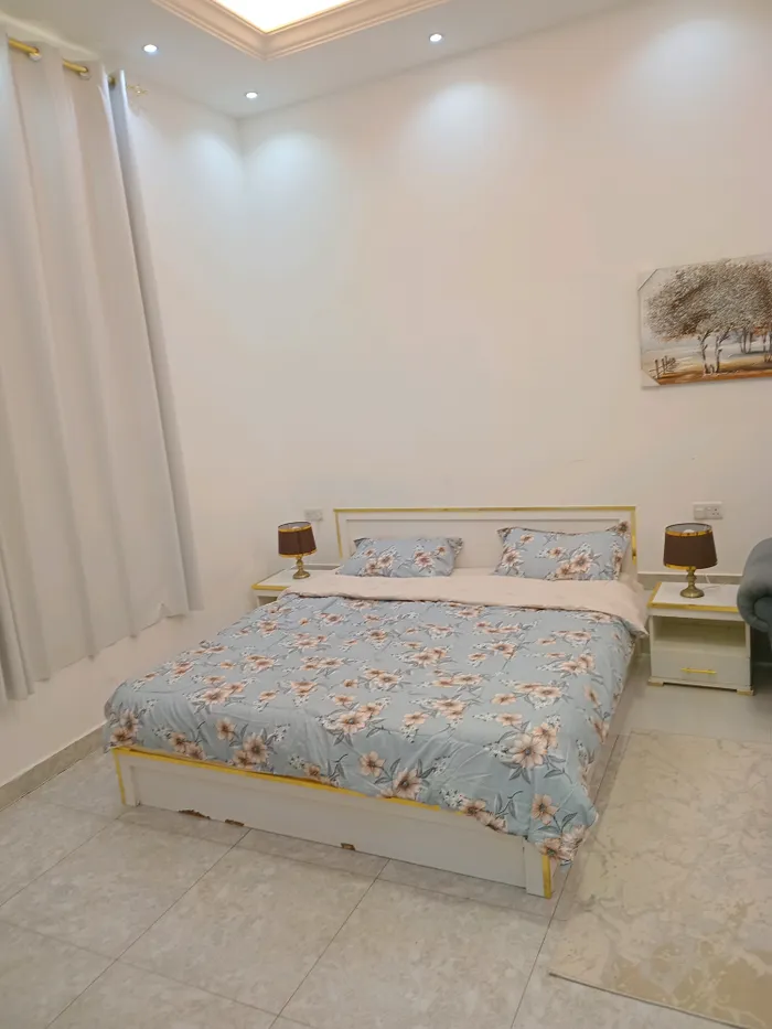 استديو مفروش في منطقة الظاهر : Image 1