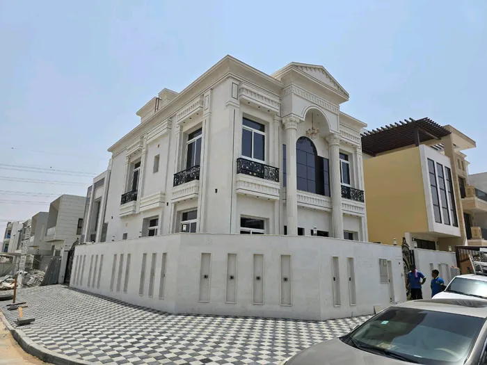 Classic villa for rent in Jasmine, 5 master rooms, corner of two streets : Image 1