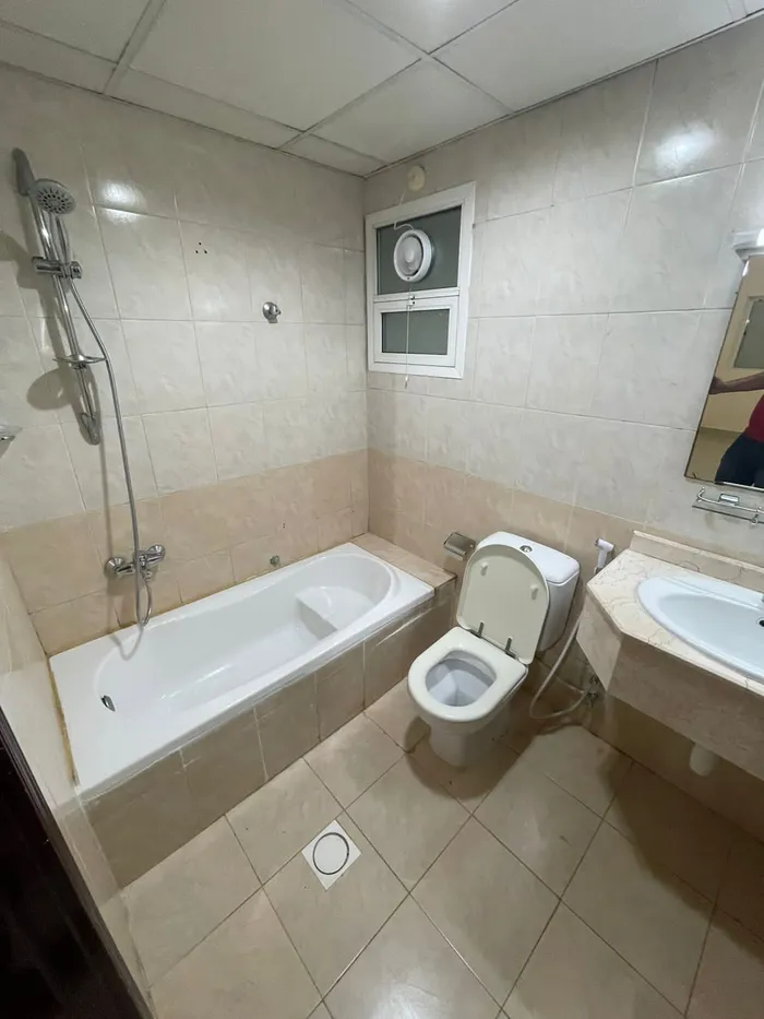 For annual rent in Ajman, a room and a hall : Image 1