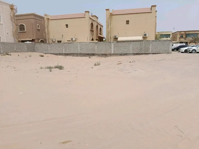 قطعة أرض للبيع سكني تجاري بمنطقة الروضة 1 زاوية شارعين : Image 1