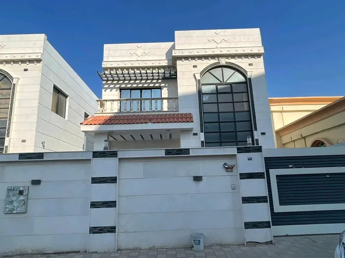 Special villa for sale in Rawdha 2 : Image 1
