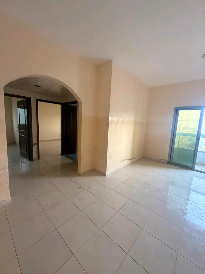 For annual rent, a distinctive apartment at a distinctive price in a distinctive location : Image 1